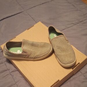 Casual Slip-On Canvas Shoes - Tan